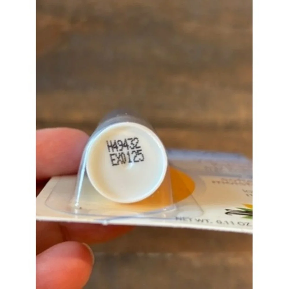 Rare NOS Discontinued RVO Lip Revolution Vanilla Bean Lip Balm Collectible READ!